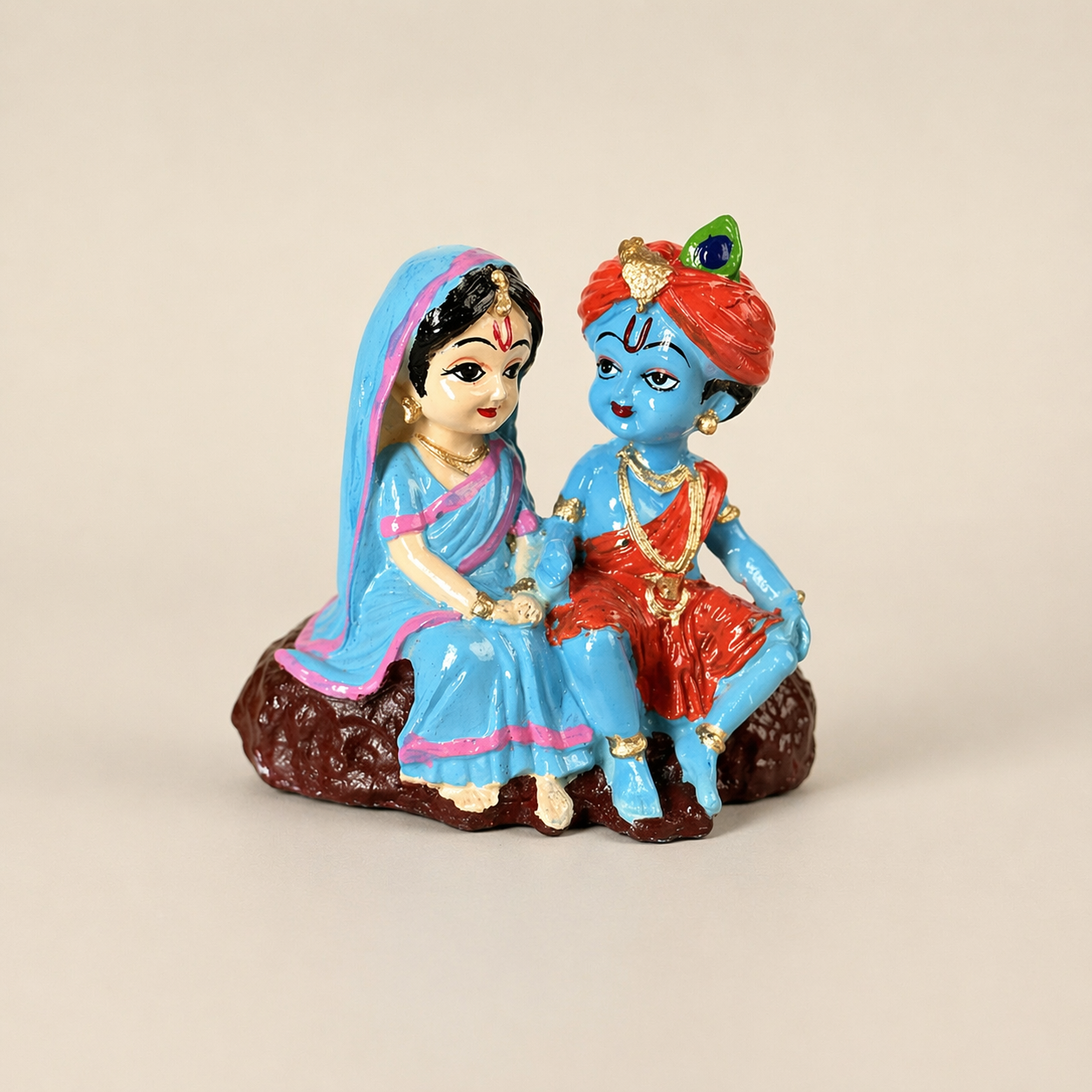 Radha Krishna Resin Idol – Cute Divine Couple Spiritual Décor Statue Main image