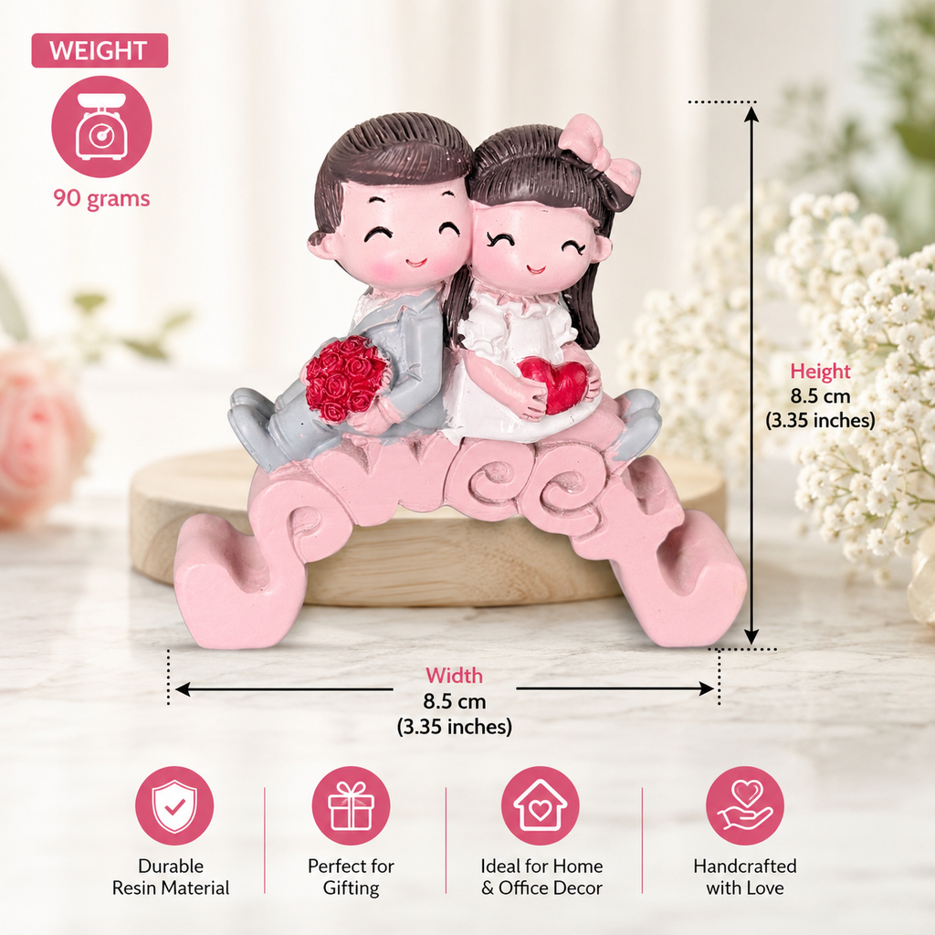 Cute Romantic Couple Resin Showpiece for Home Décor & Gifting