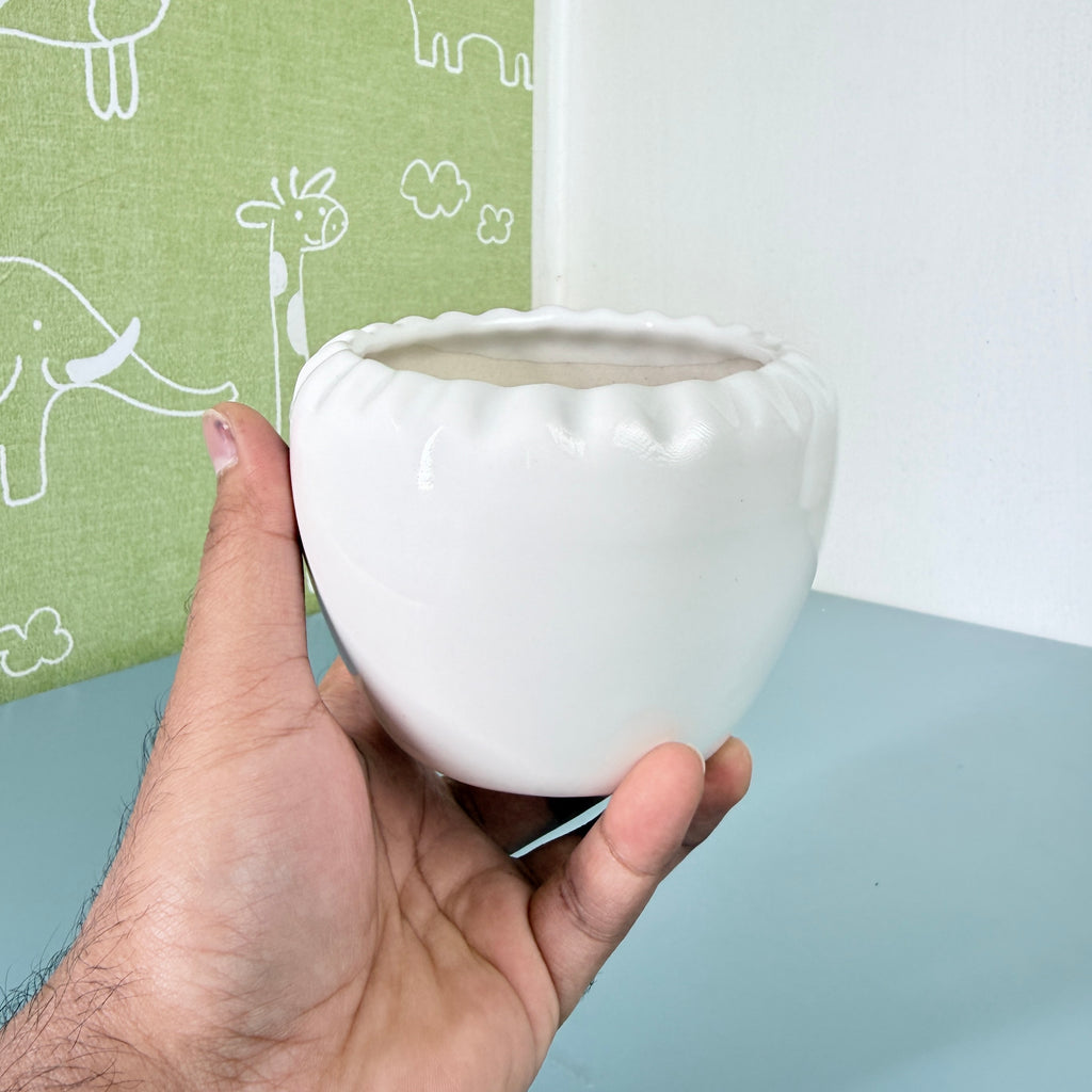 Minimal White Ceramic Planter Pot – Round Indoor Plant Pot for Succulents & Home Decor