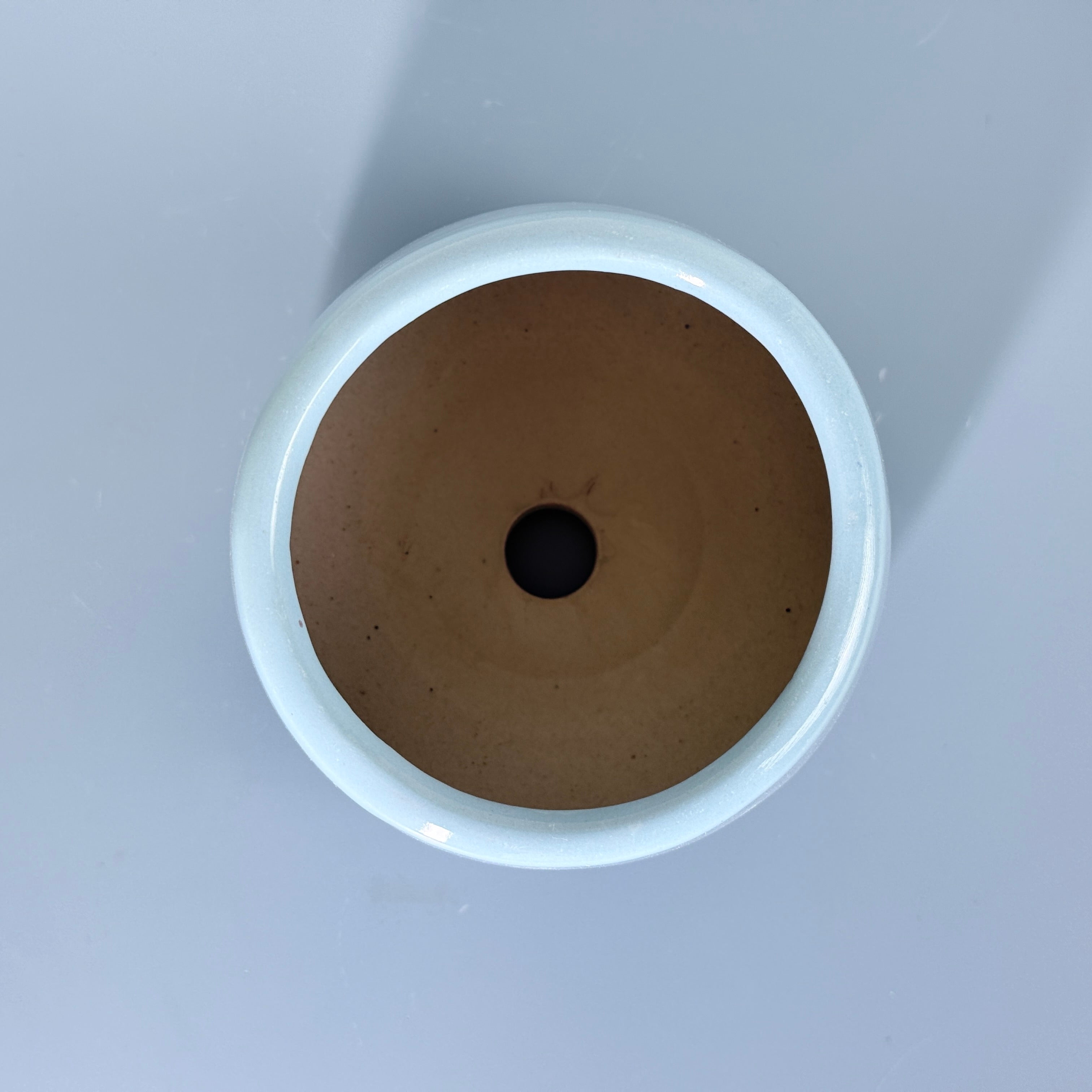 Glossy Round Ceramic Planter Pot – Modern Indoor Plant Pot with Drainage Hole