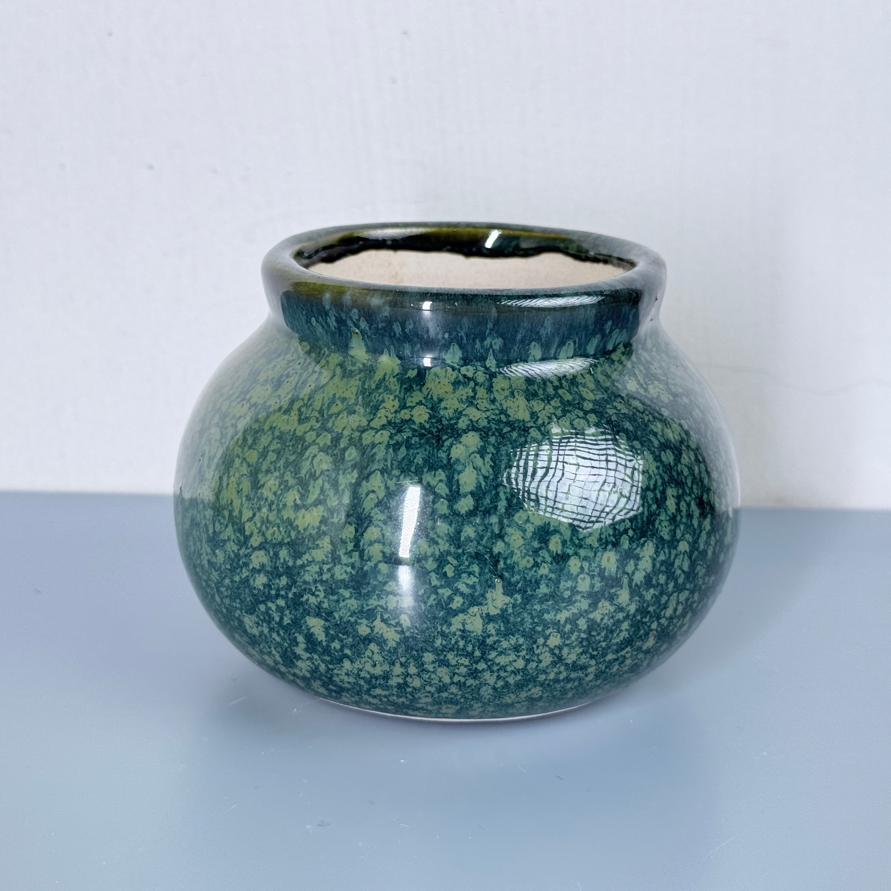 Green Textured Ceramic Planter Pot 11.5cm – Elegant Indoor Decorative Plant Holder
