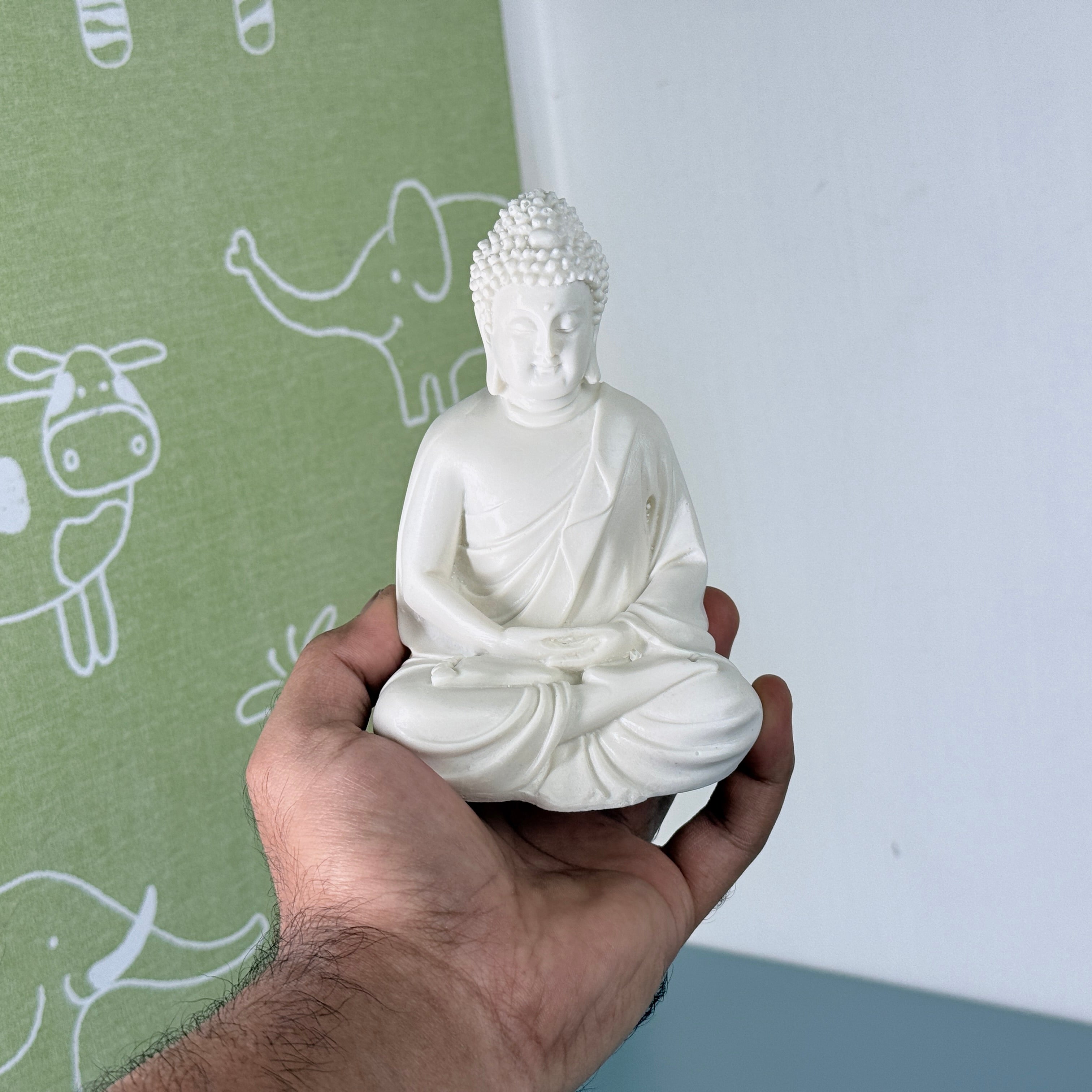 White Buddha Meditation Resin Idol – Peaceful Sitting Statue for Home Décor
