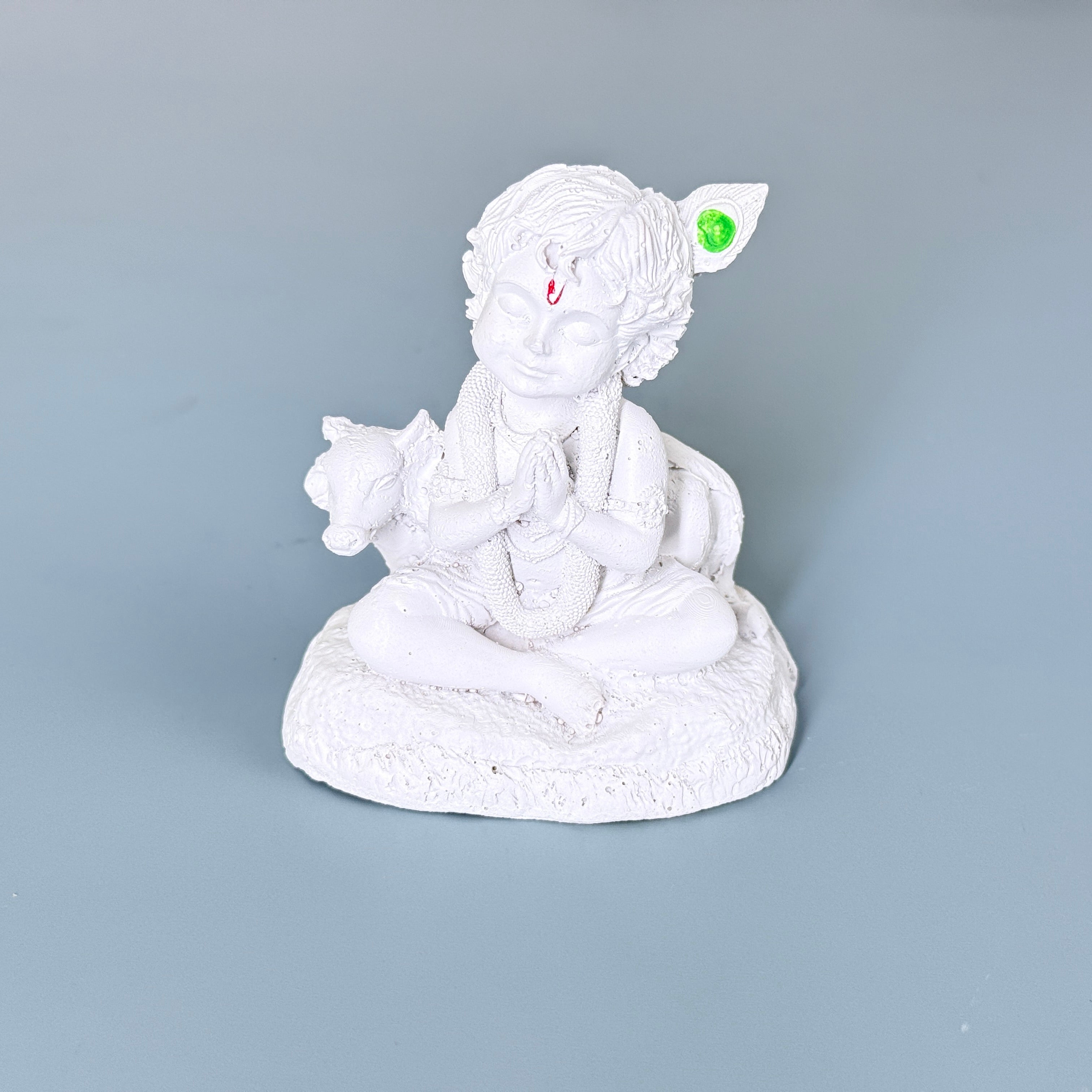Bal Krishna Namaste Resin Idol (White & Gold) – Cute Baby Krishna Décor Statue