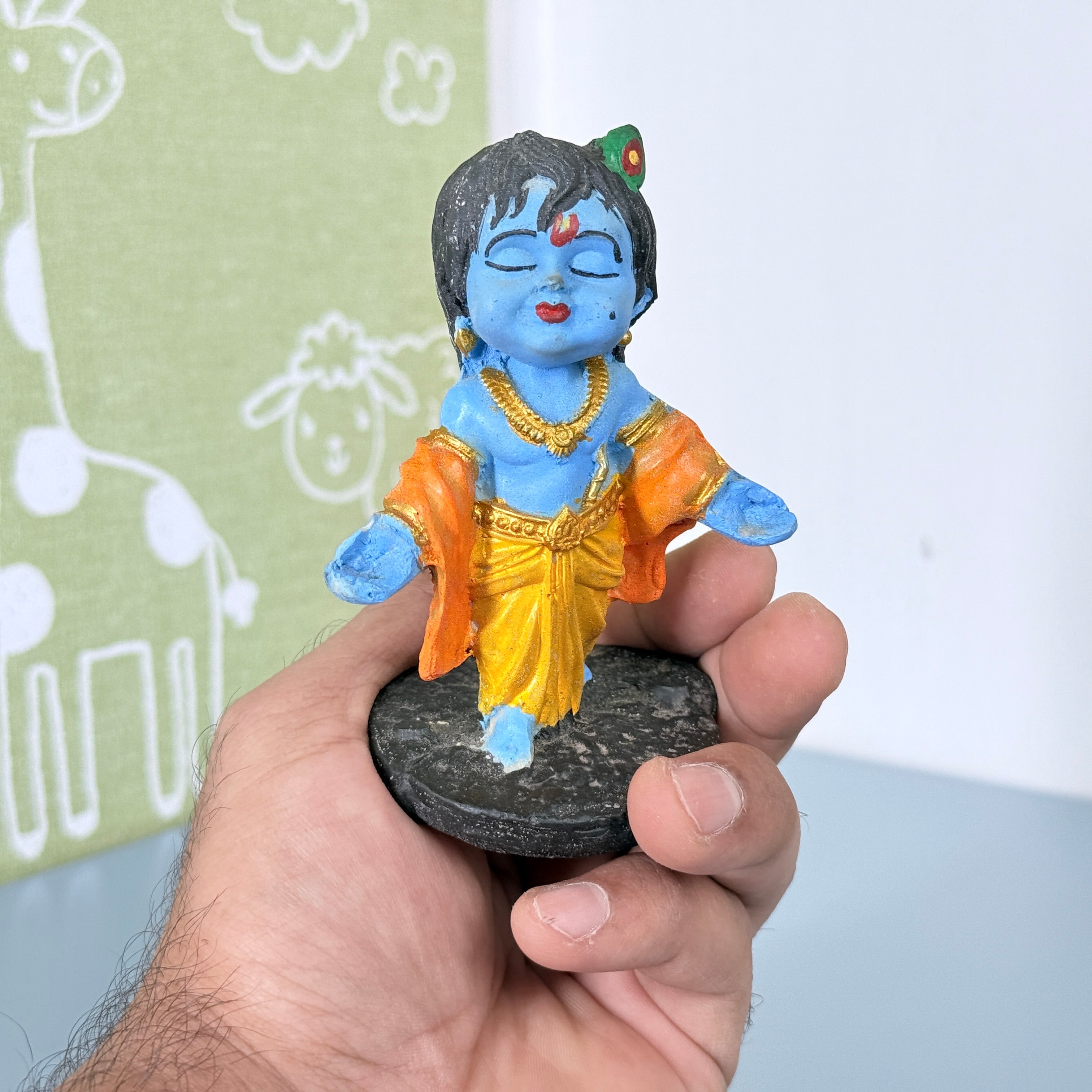Cute Bal Krishna Resin Idol – Standing Baby Krishna Spiritual Décor Statue