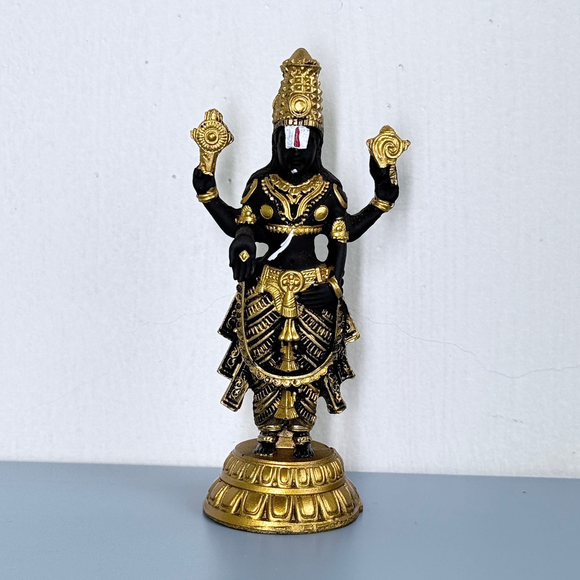 Lord Balaji Venkateswara Gold & Black Resin Idol – Compact Divine Temple Statue