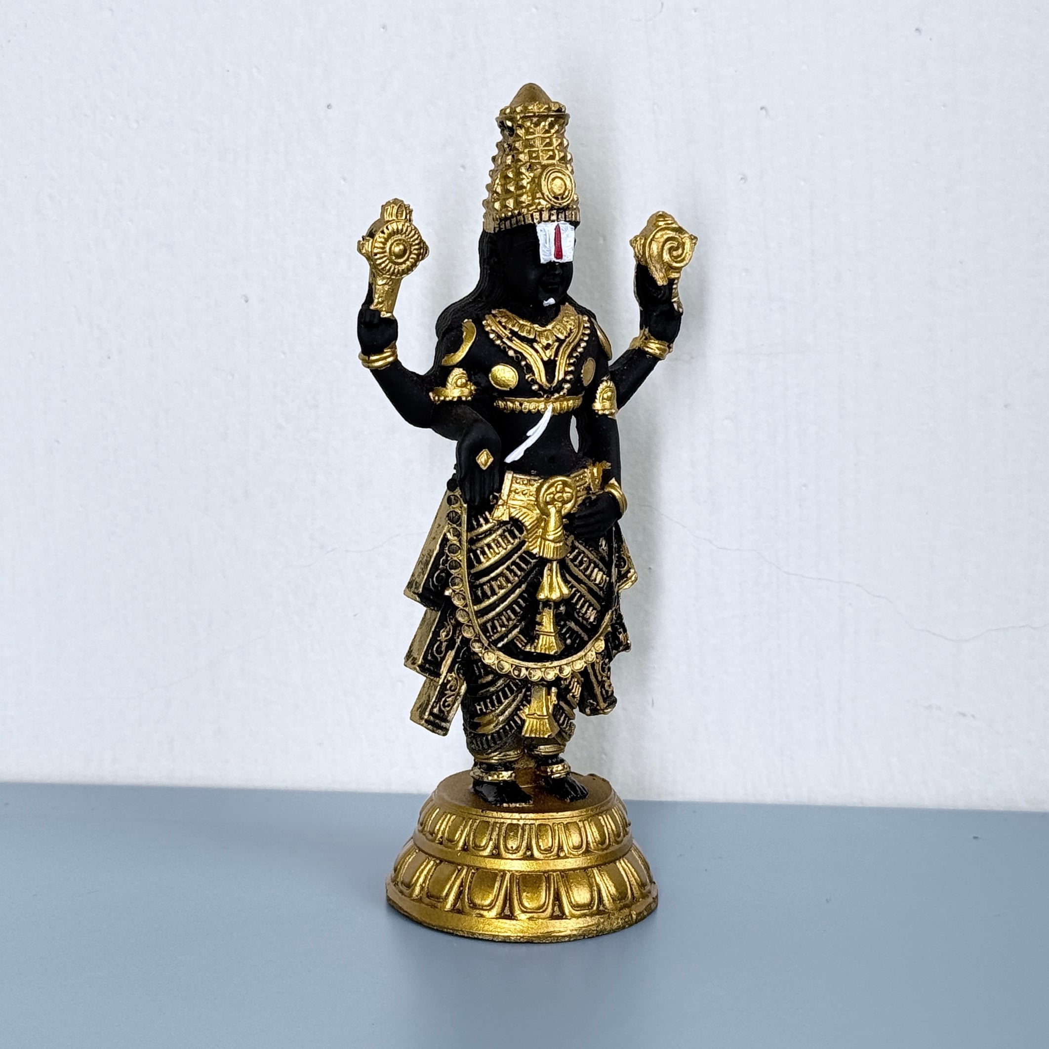 Lord Balaji Venkateswara Gold & Black Resin Idol – Compact Divine Temple Statue