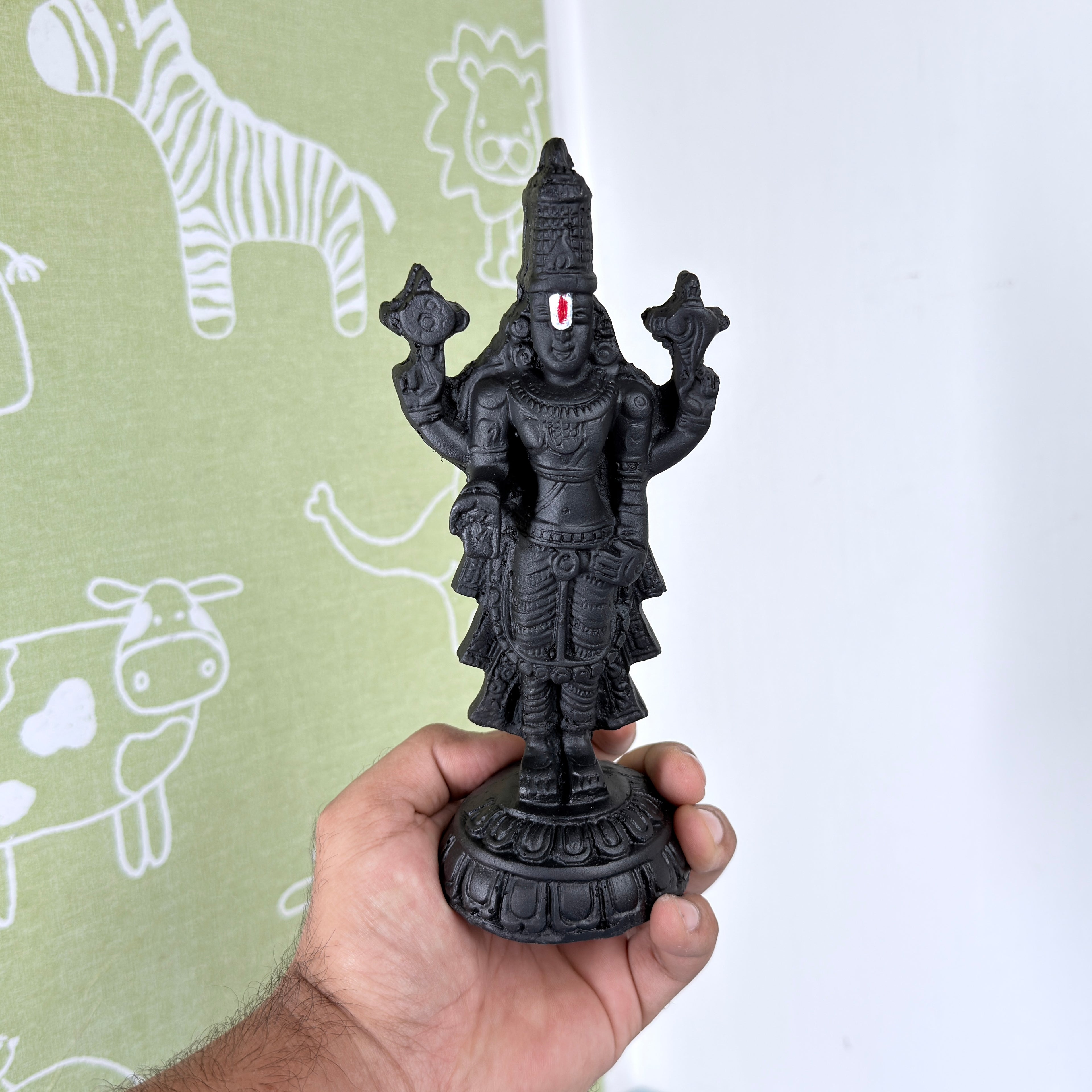 Lord Balaji Venkateswara Resin Idol – Black Finish Divine Home Temple Statue