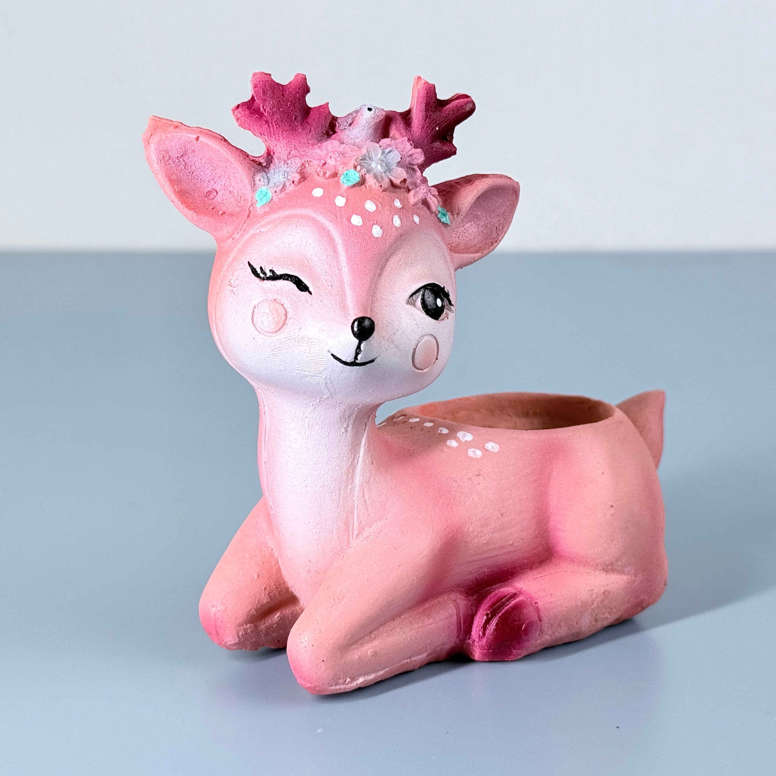 Cute Pink Deer Resin Planter Pot – Mini Floral Animal Decorative Succulent Holder