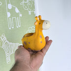 Cute Giraffe Resin Planter Pot – Yellow Animal Mini Succulent Holder