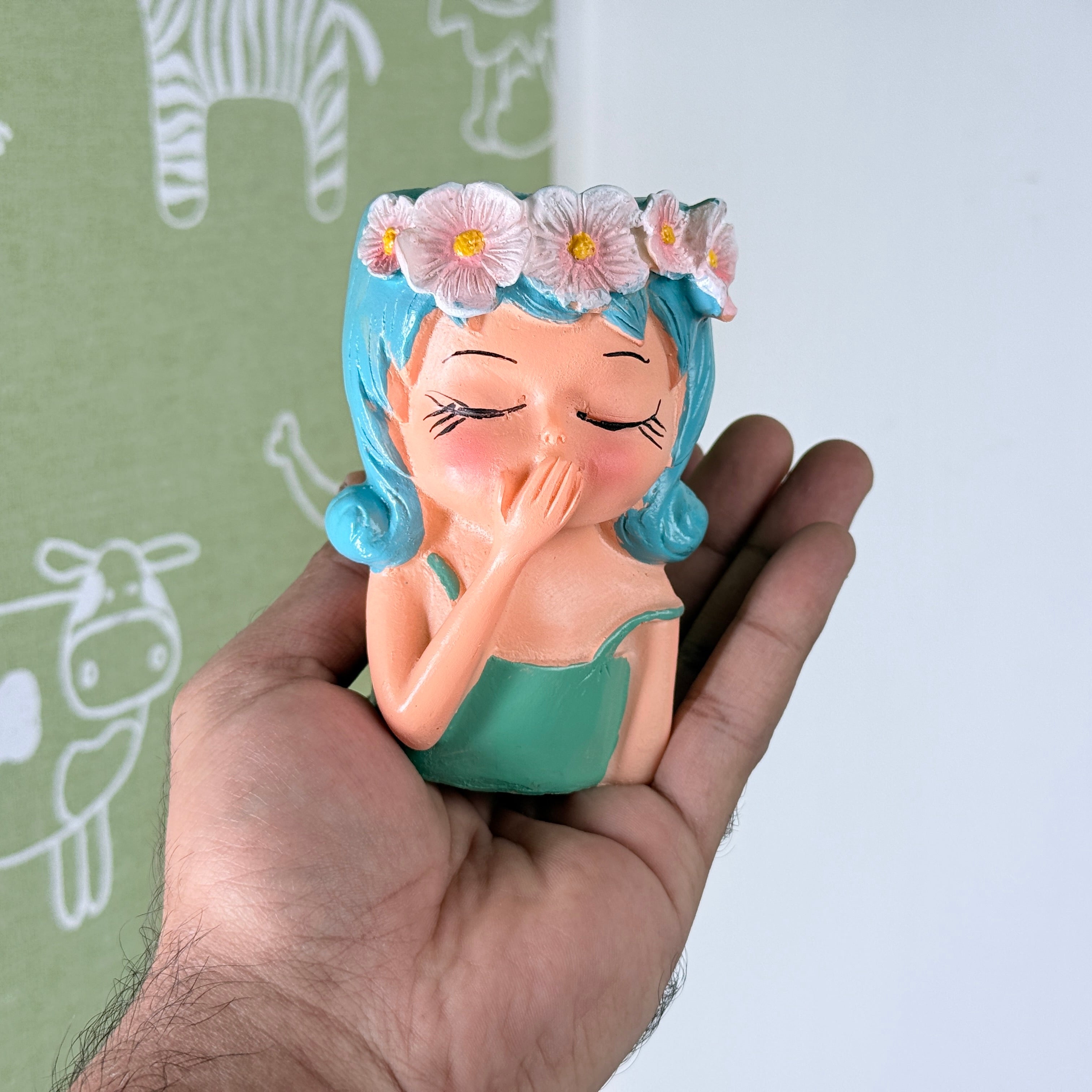 Cute Girl Face Resin Planter Pot with Flower Crown – Aesthetic Mini Decorative Succulent Holder