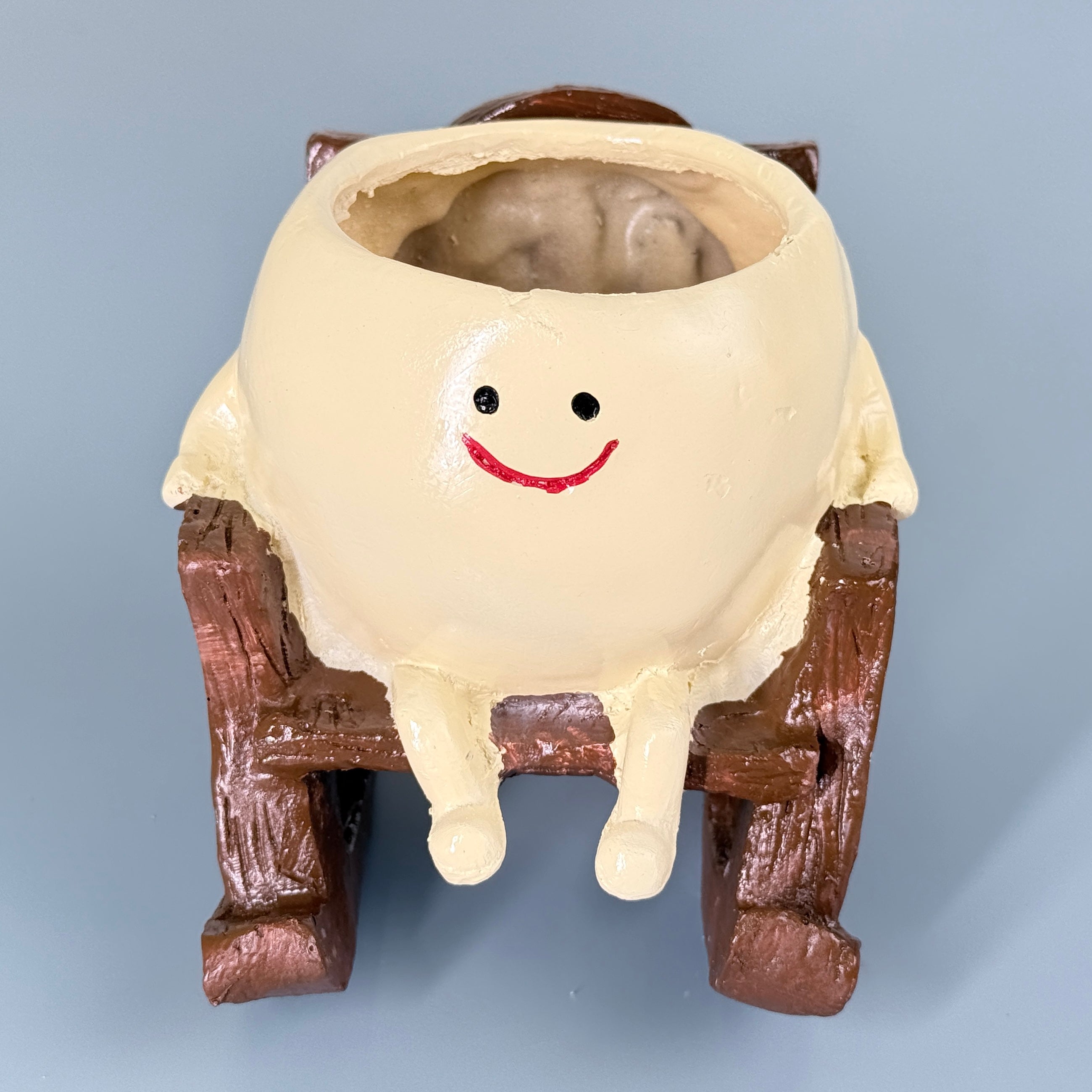 Cute Smiley Rocking Chair Resin Planter Pot – Adorable Character Succulent Pot for Home & Desk Décor