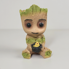 Baby Groot Resin Planter – Cute Mini Succulent Pot for Desk & Home Décor