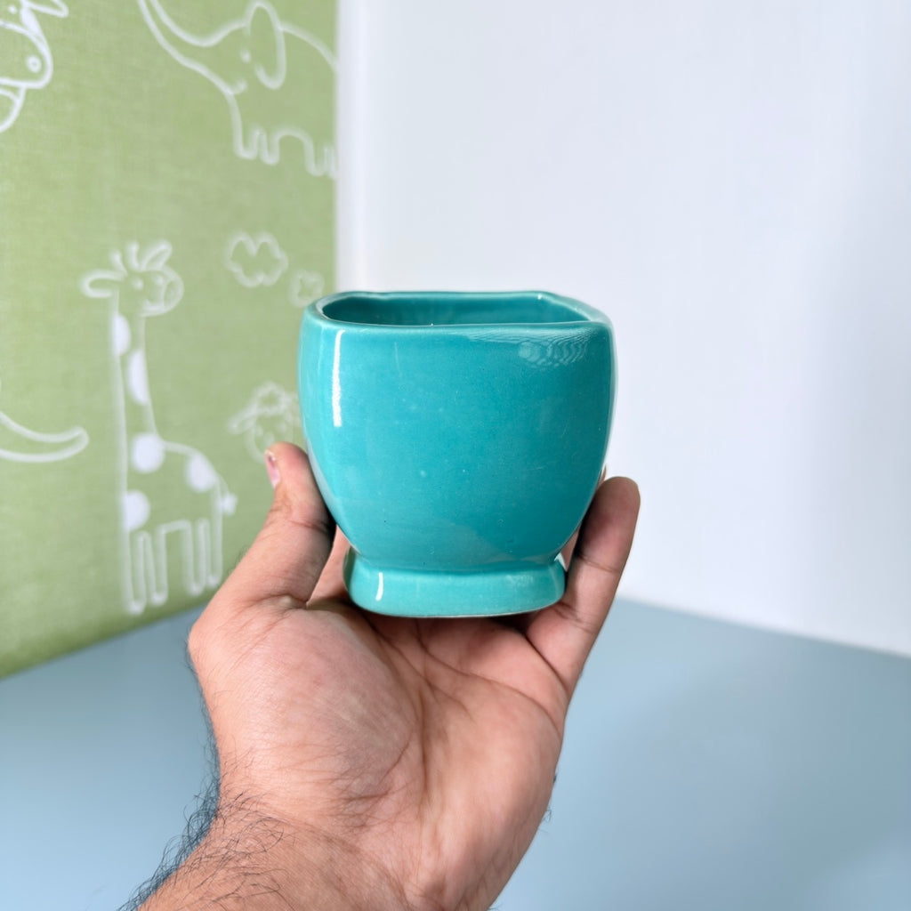 Minimal White Speckled Ceramic Plant Pot | Small Modern Indoor Planter for Succulents & Desk Decor